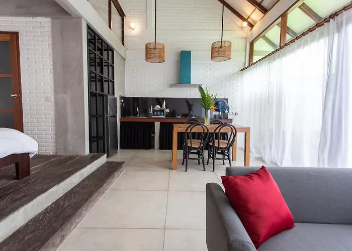 Balian Surf Villas