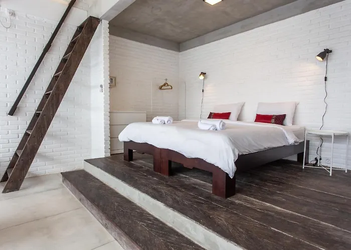 Balian Surf Villas