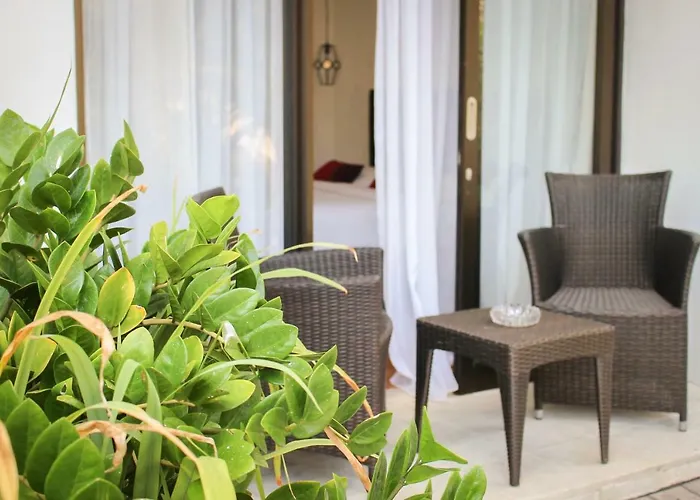 Balian Surf Villas Hotel *