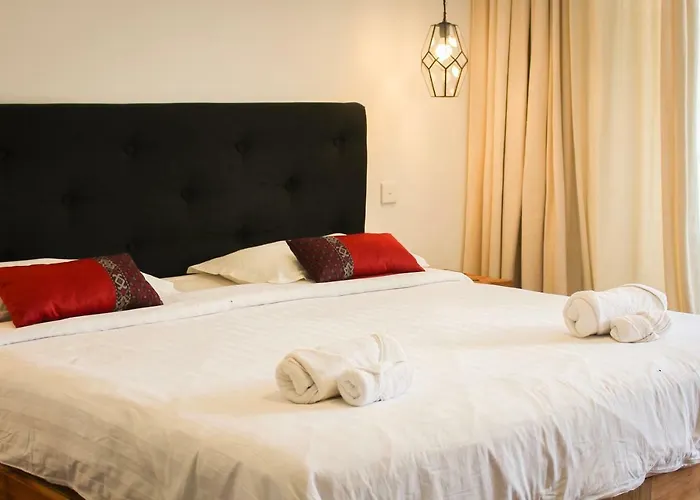 Balian Surf Villas Hotel *