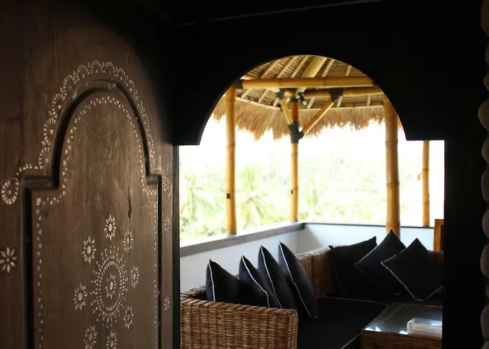 Balian Surf Villas Hotel *